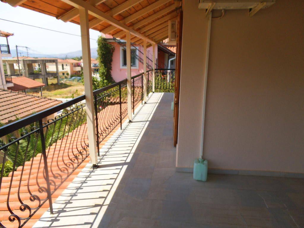 Villa Xenos Kalamaki  Exterior photo